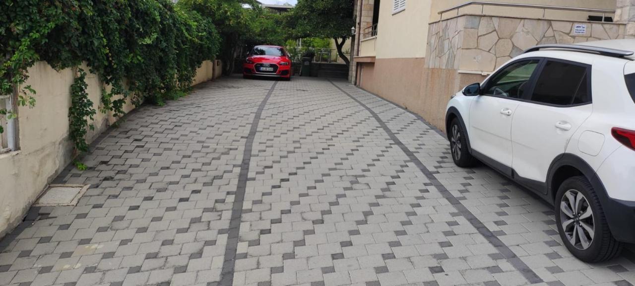 Villa Dm Baška Voda Eksteriør billede